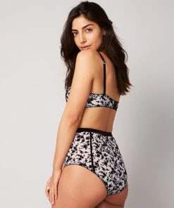 Lonely Gigi Underwire Bra DD+ 6 Lonely Gigi Underwire Bra DD+