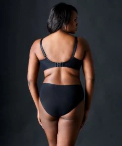 Chantelle Parisian Allure Unlined Plunge Bra Bras