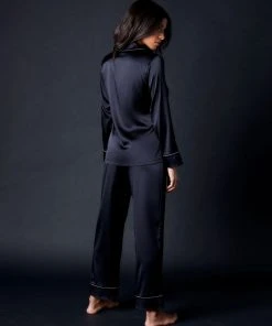 Journelle Marlene Pajama Set Chevron Down Icon