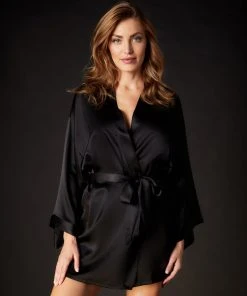Journelle Celine Classic Robe Chevron Down Icon