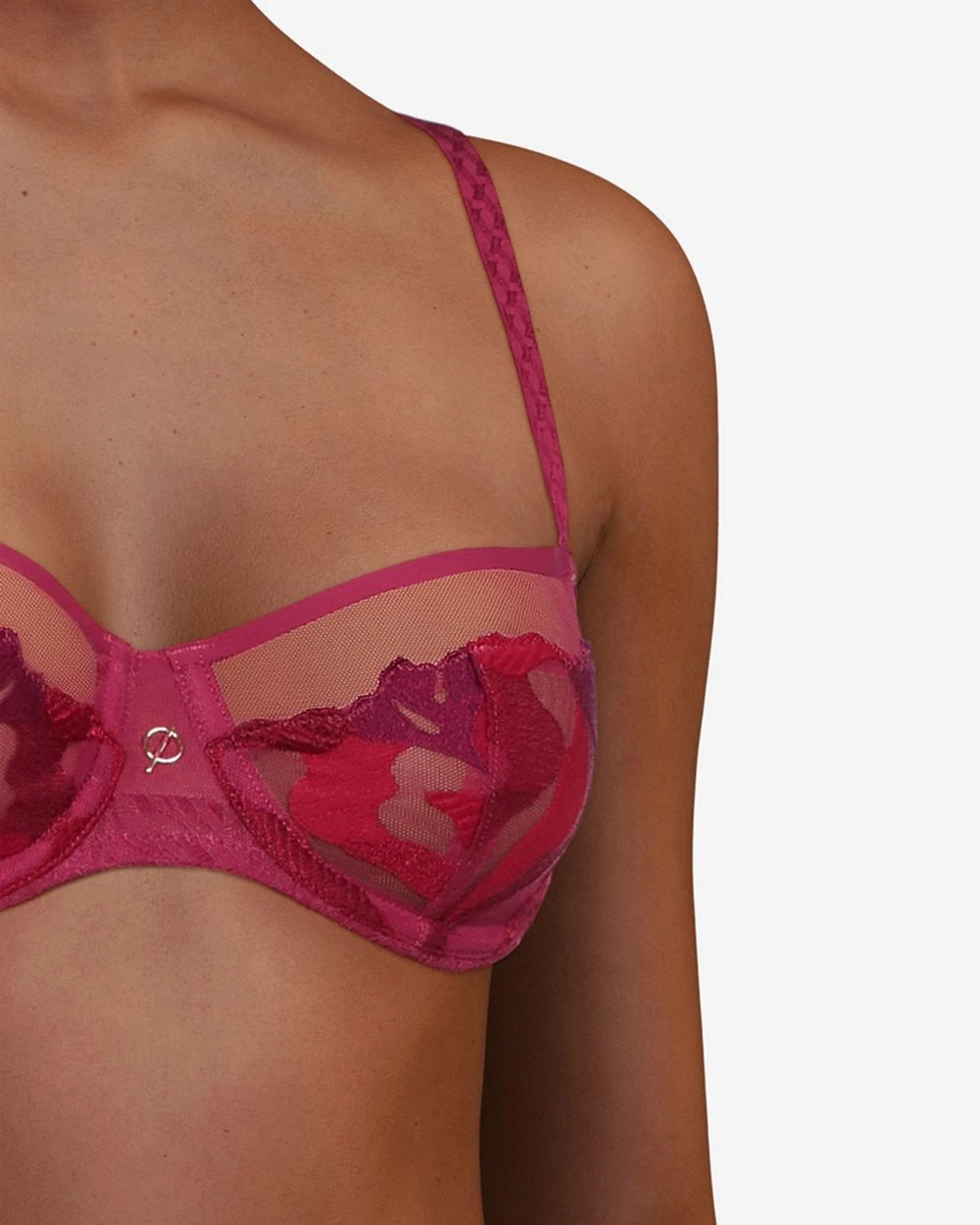 Chantelle Montaigne Lace Unlined Demi Bra DD+ Chantelle Montaigne Lace Unlined Demi Bra DD+