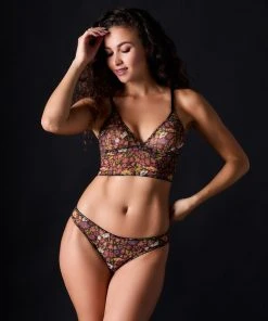 Underprotection Rania Briefs