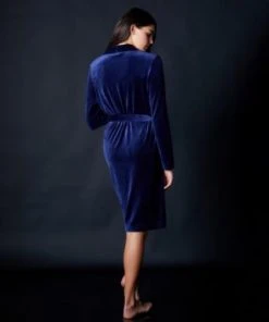 Hanro Favourite Velvet Robe Sale