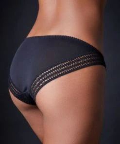 Huit Arpege Low-Waisted Brief Underwear